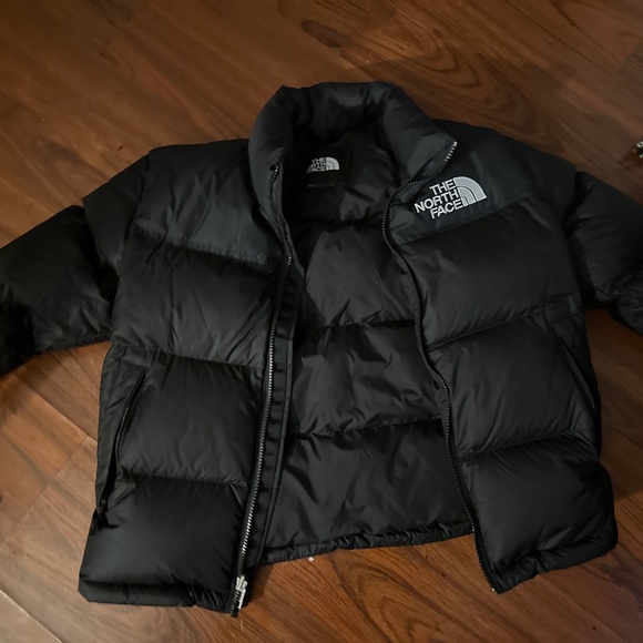 Brand new cropped north face puffer jacket